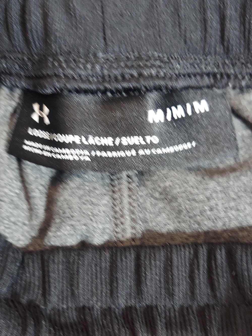 Under Armour Men's Charcoal Joggers Size Medium Excellent Condition - Picture 5 of 7